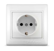 Розетка 1-м СП Севиль 16А IP20 с заземл. бел. UNIVersal С0028