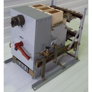 Автоматический выключатель APU 50W/С 2300А